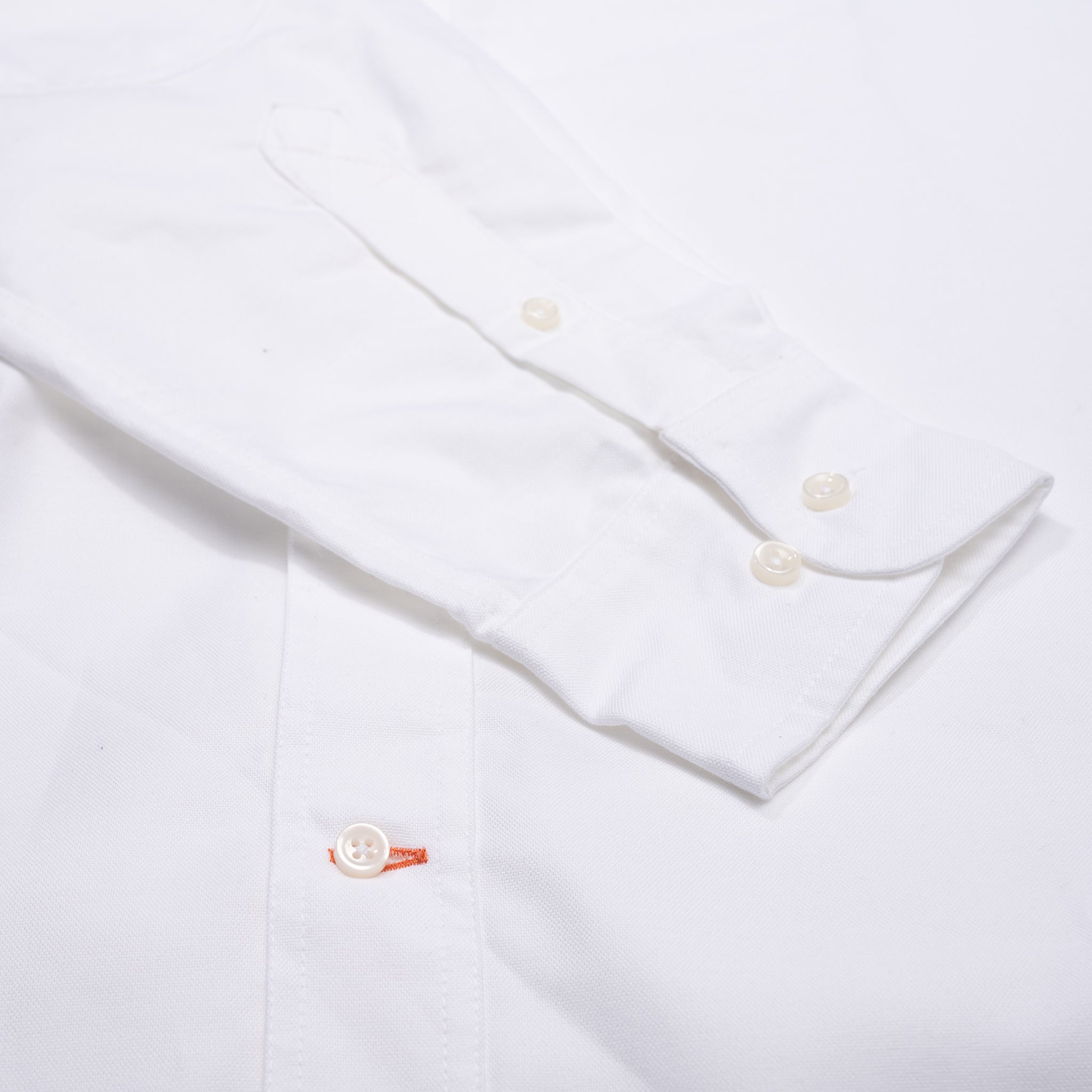 Sportsmans Shirt - White Oxford - Ball and Buck